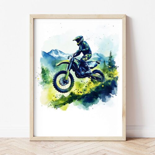 Картина мотокрос в планината в светла дървена рамка, облегната на бяла стена