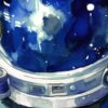 Детайл: визьорът с тъмносиня галактика, ярка бяла светлина и бели звезди
