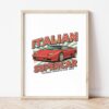 Картина с червено клиновидно купе и надпис ITALIAN SUPERCAR в светла дървена рамка, облегната на бяла стена върху паркет Картина с червено клиновидно купе и надпис ITALIAN SUPERCAR в светла дървена рамка, облегната на бяла стена върху паркет