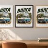 Същата картина с Волга ГАЗ-21 в бяла, черна и дървена рамка на стена в офис Същата картина с Волга ГАЗ-21 в бяла, черна и дървена рамка на стена в офис
